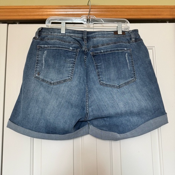 Kut From The Kloth High Rise Boyfriend Short - Picture 2 of 7